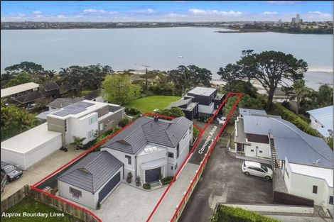 Photo of property in 2/61 Beresford Street, Bayswater, Auckland, 0622