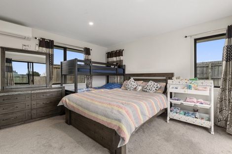 Photo of property in 38 Huka Heights Drive, Rangatira Park, Taupo, 3330