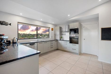 Photo of property in 42 Nigel Road, Browns Bay, Auckland, 0630