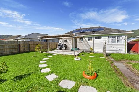 Photo of property in 243 Wellington Road, Wainuiomata, Lower Hutt, 5014