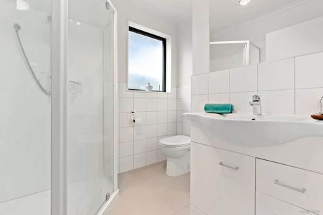 Photo of property in 5 Totara Meadows Court, Wiri, Auckland, 2104