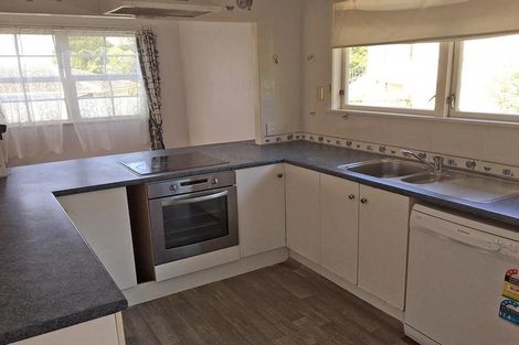 Photo of property in 22 Bellringer Road, Massey, Auckland, 0614