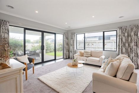 Photo of property in 83 Kotuku Drive, Paraparaumu Beach, Paraparaumu, 5032