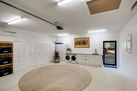 Photo of property in 91 Oak Road, Poraiti, Napier, 4112