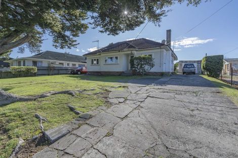 Photo of property in 56 Great South Road, Papakura, 2110