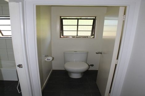 Photo of property in 4 Orinda Close, Botany Downs, Auckland, 2010