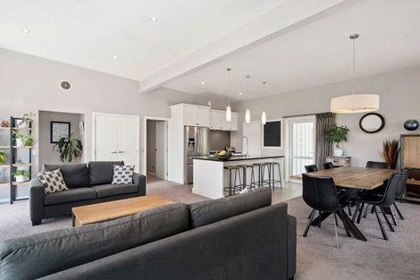 Photo of property in 75 Dalmore Way, Acacia Bay, Taupo, 3385