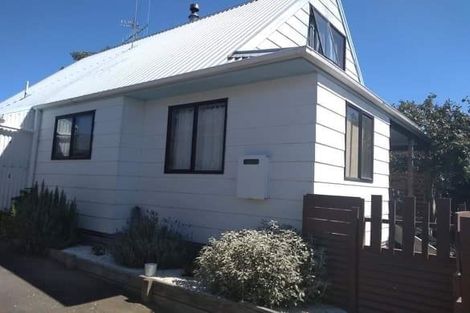 Photo of property in 2 Surrey Grove, Parkvale, Tauranga, 3112