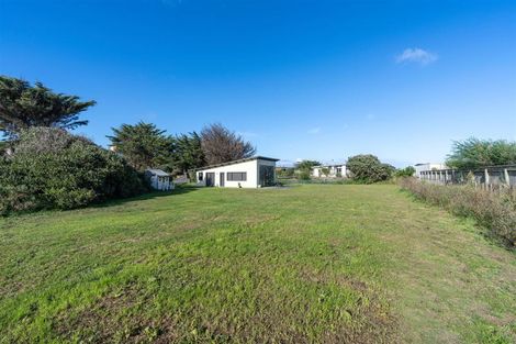 Photo of property in 11 Via Aroha, Waitarere Beach, Levin, 5510