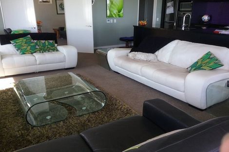 Photo of property in 6 Belleview Terrace, Mount Pleasant, Christchurch, 8081
