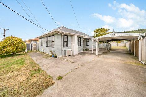 Photo of property in 43 Donnelley Drive, Wainuiomata, Lower Hutt, 5014