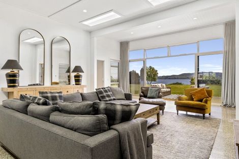 Photo of property in 8 Kuiwai Drive, Rainbow Point, Taupo, 3330