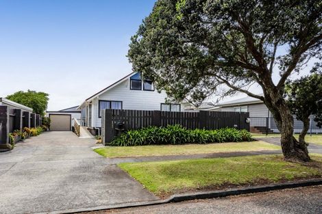 Photo of property in 5 Dieffenbach Street, Opunake, 4616