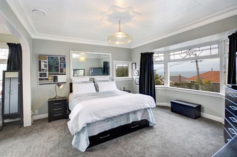 Photo of property in 86 Middleton Road, Kew, Dunedin, 9012