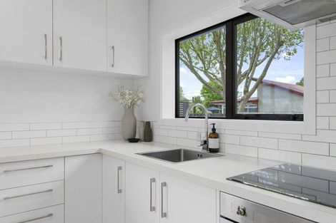 Photo of property in 2/60a Somme Street, St Albans, Christchurch, 8014