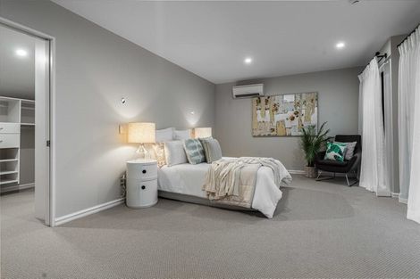 Photo of property in 102 Bassett Road, Remuera, Auckland, 1050