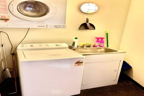 Photo of property in Dominion Apartments, 16/80 Victoria Street, Wellington Central, Wellington, 6011