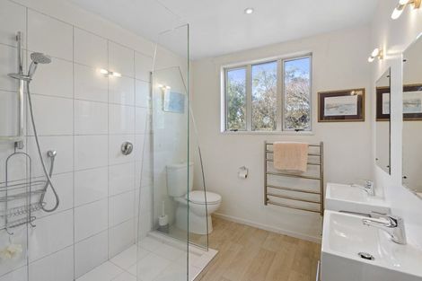 Photo of property in 83 Glandovey Road, Fendalton, Christchurch, 8052