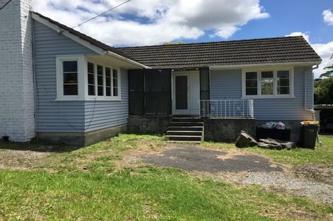 Photo of property in 11 Matipo Road, Mairangi Bay, Auckland, 0630