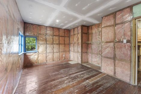 Photo of property in 84 Wyndham Road, Pinehaven, Upper Hutt, 5019