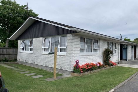 Photo of property in 2/110 Champion Street, Edgeware, Christchurch, 8013