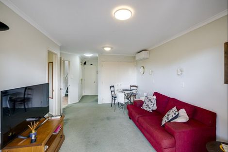 Photo of property in 76a Churchill Drive, Taradale, Napier, 4112