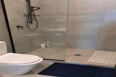 Photo of property in 20 Mina Way, Browns Bay, Auckland, 0630