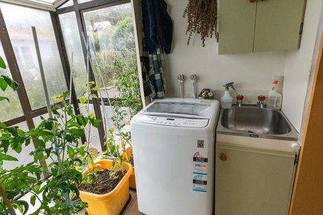 Photo of property in 52 Kauri Street, Ravensbourne, Dunedin, 9022