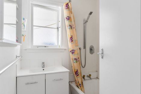 Photo of property in 64 Daphne Street, Outer Kaiti, Gisborne, 4010