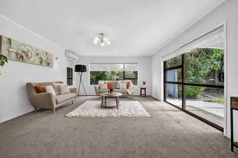 Photo of property in 7 Catania Place, Conifer Grove, Takanini, 2112