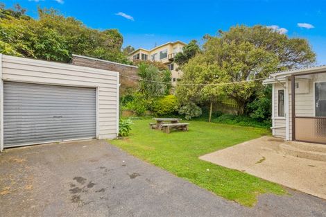 Photo of property in 94 Mana Esplanade, Paremata, Porirua, 5026