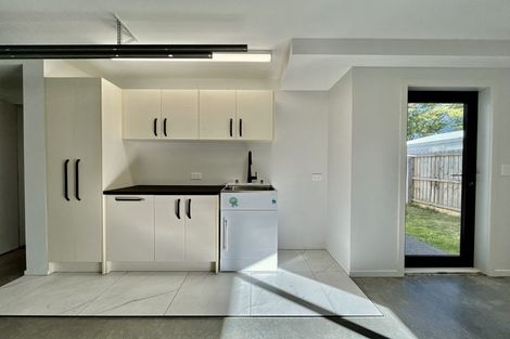 Photo of property in 2/4 Alvaston Drive, Halswell, Christchurch, 8025