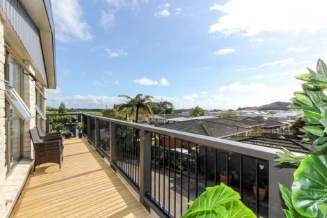 Photo of property in 14 Bronte Place, Whalers Gate, New Plymouth, 4310
