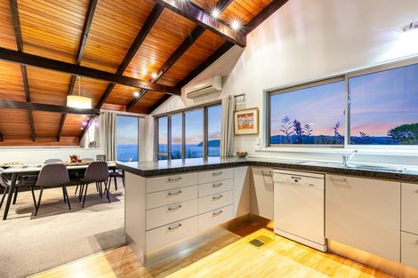 Photo of property in 9 Tregear Place, Camborne, Porirua, 5026