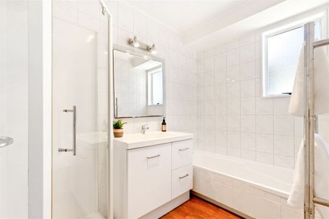 Photo of property in 1/12 Borich Road, Sunnyvale, Auckland, 0612