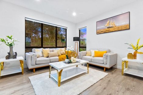 Photo of property in 25 Henriette Place, Totara Park, Auckland, 2105