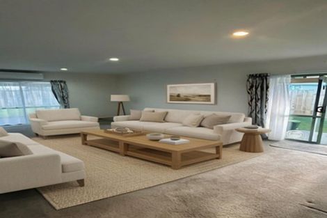 Photo of property in 1/8 Holman Road, Te Atatu Peninsula, Auckland, 0610