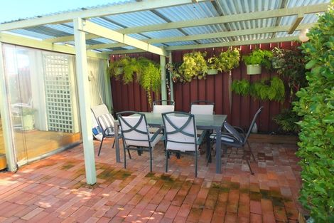 Photo of property in 39 Shortt Street, Foxton Beach, Foxton, 4815