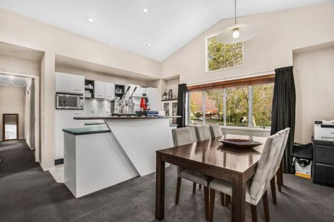 Photo of property in 5 Magic Way, Randwick Park, Auckland, 2105