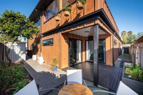 Photo of property in 43 Te Mata Road, Havelock North, 4130