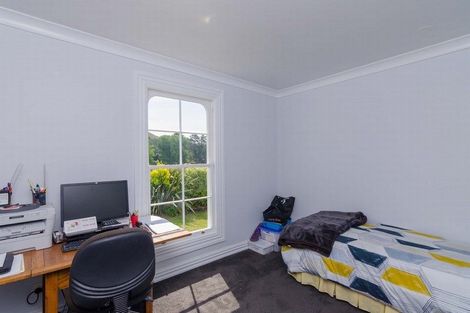 Photo of property in 1033 Masterton Castlepoint Road, Tauweru, Masterton, 5889