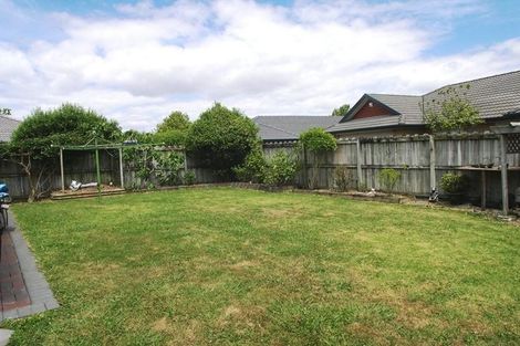 Photo of property in 79 Armoy Drive, East Tamaki, Auckland, 2016