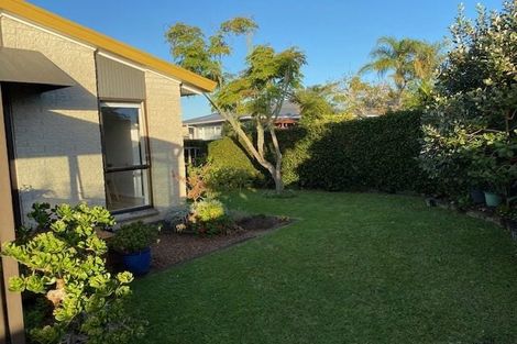 Photo of property in 2/83 Bramley Drive, Farm Cove, Auckland, 2012