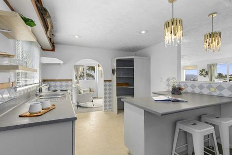 Photo of property in 2/259 Major Drive, Kelson, Lower Hutt, 5010