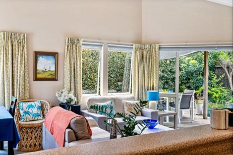 Photo of property in 2a Douglas Street, Kensington, Whangarei, 0112