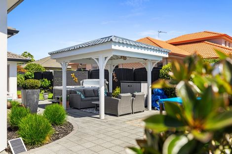 Photo of property in 1 Santa Cruz Drive, Papamoa Beach, Papamoa, 3118