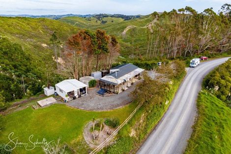 Photo of property in 800 Bickerstaffe Road, Maungaturoto, 0587