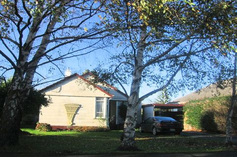 Photo of property in 71 Seddon Street, Takaro, Palmerston North, 4412