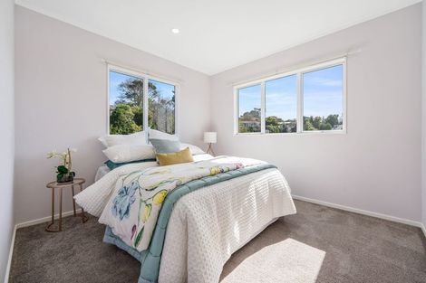 Photo of property in 3/433a East Coast Road, Mairangi Bay, Auckland, 0630