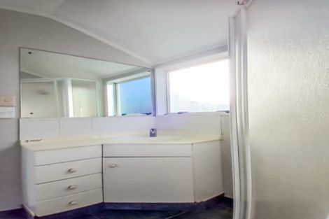 Photo of property in 53 Central Park Drive, Te Atatu South, Auckland, 0610